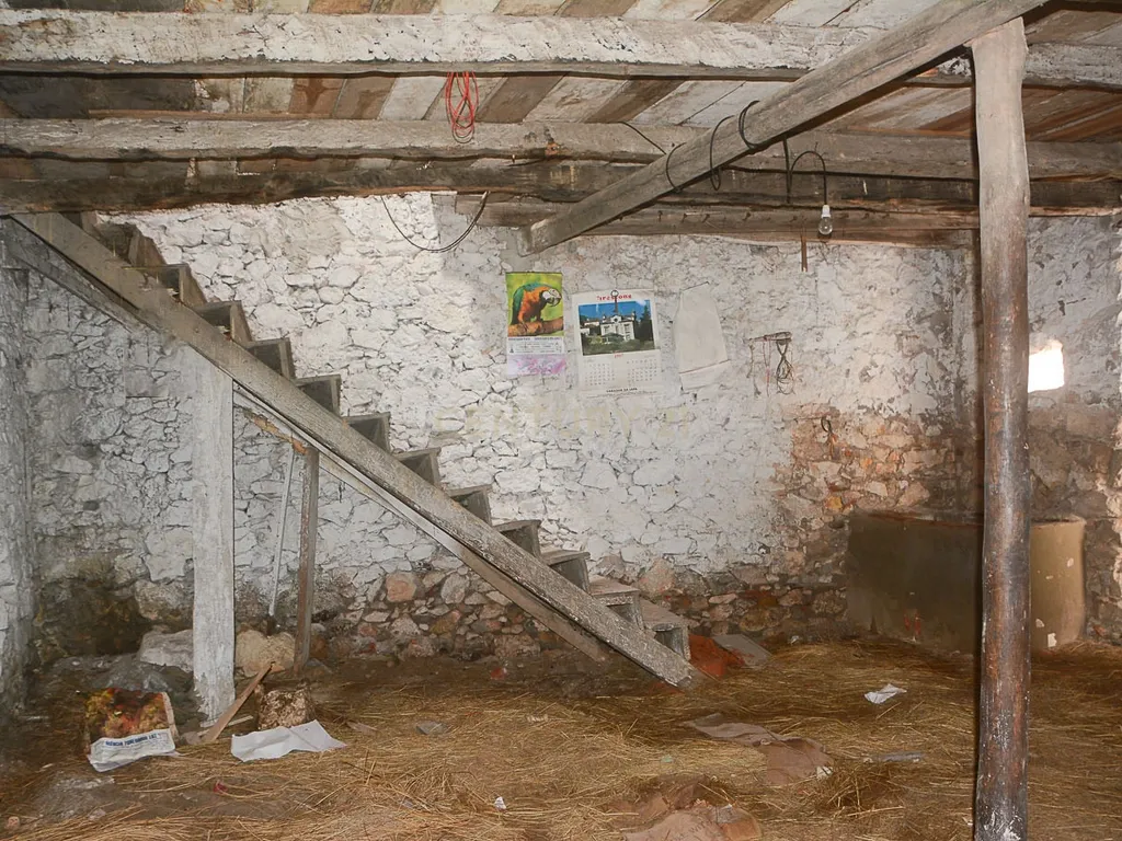 Moradia Para Restaurar em Pataias - Image 15