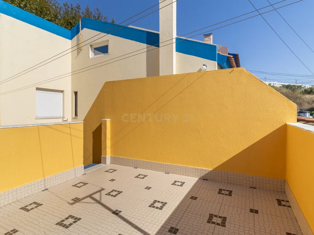 Moradia em Banda de 5 assoalhadas na Banática - Image 31