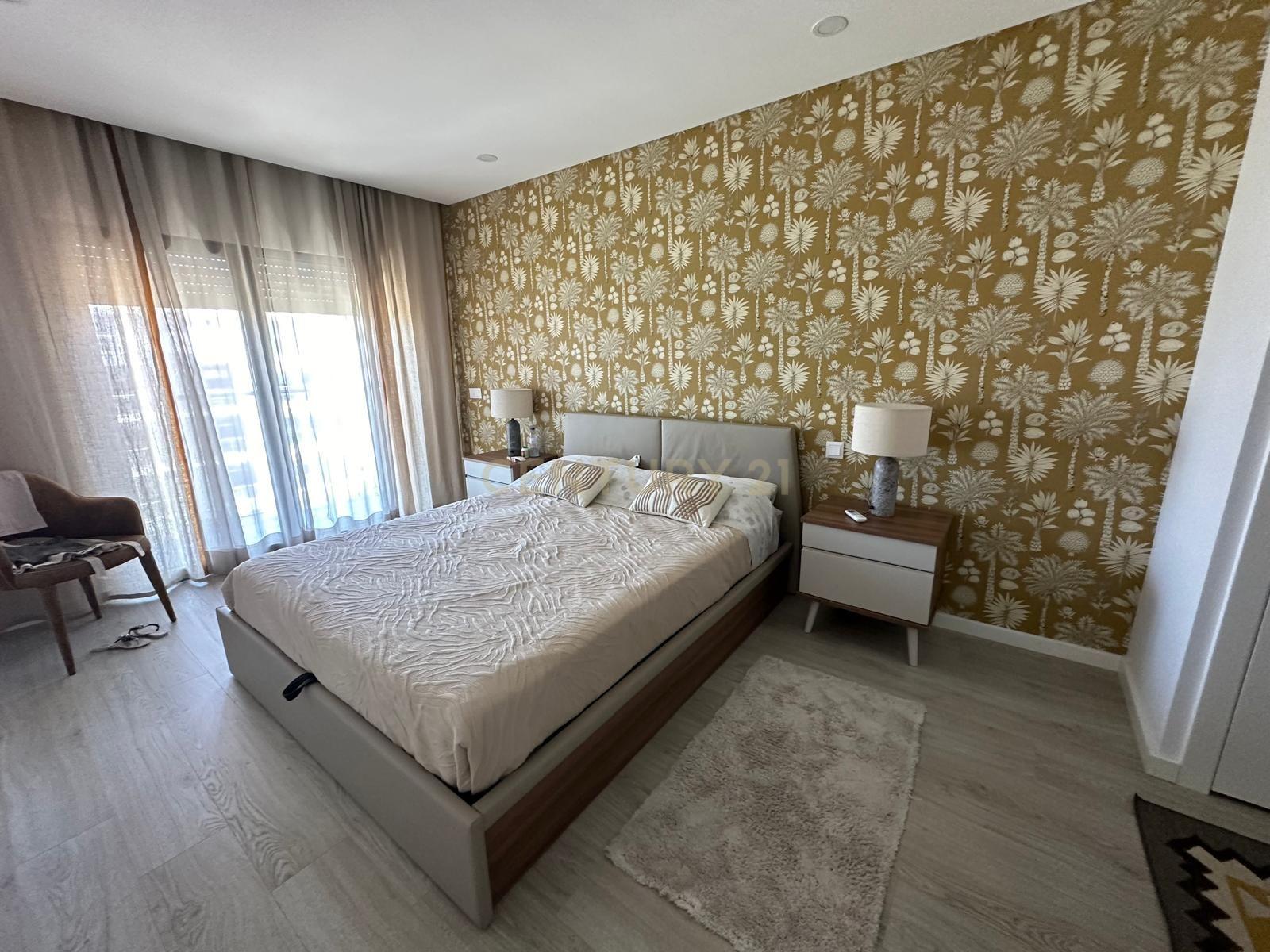 Penthouse de Luxo T3 com Suíte e Loft – Quinta de Santa Teresa, Charneca - Image 10