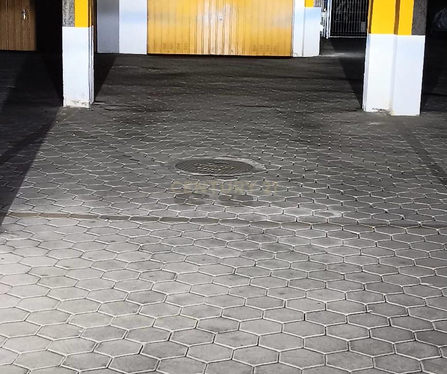 LUGAR GARAGEM EM ALVOR JUNTO PASTELARIA SUIÇA - Image 15