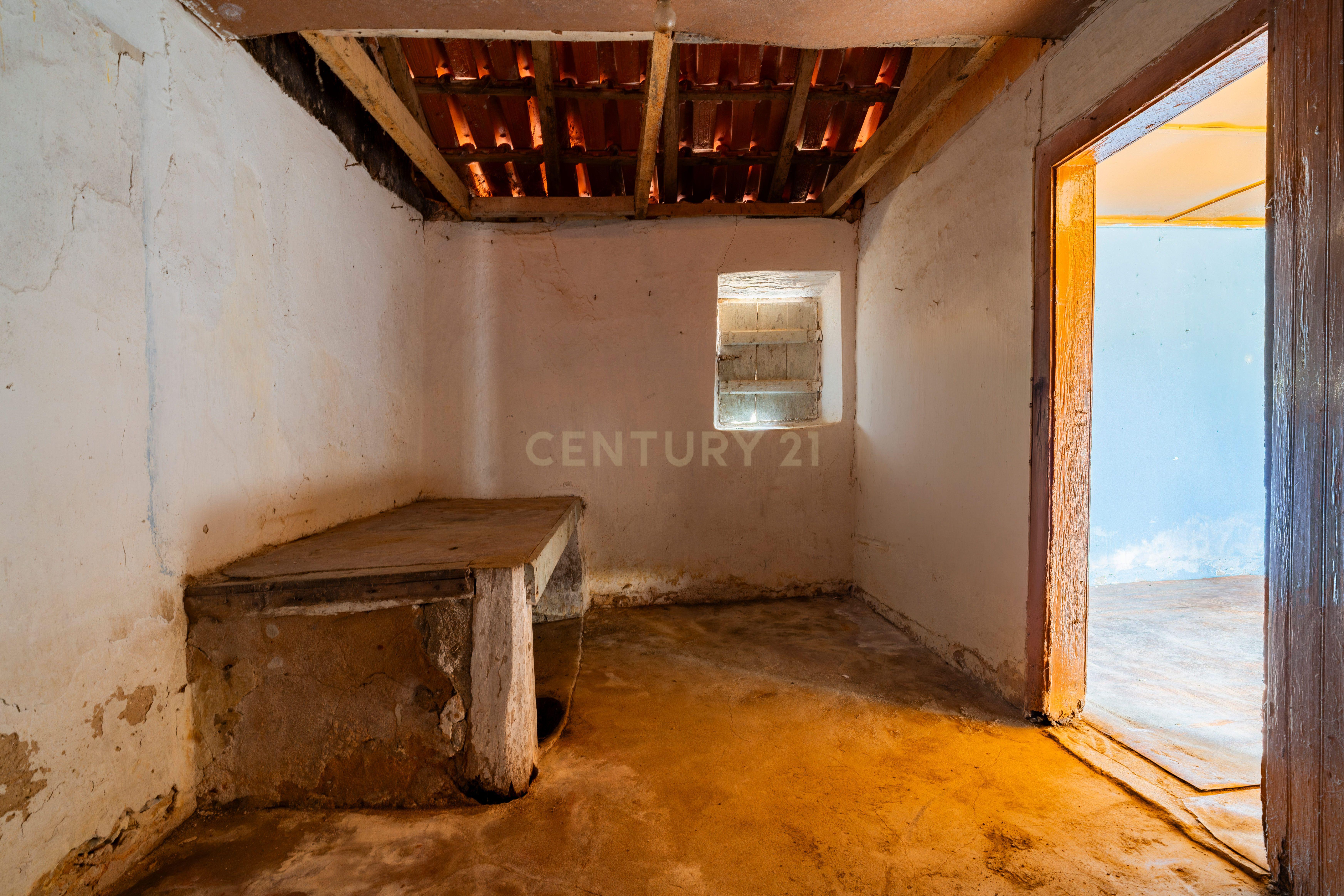 Fotografia 7 de Moradia para Restauro Alfeizerão