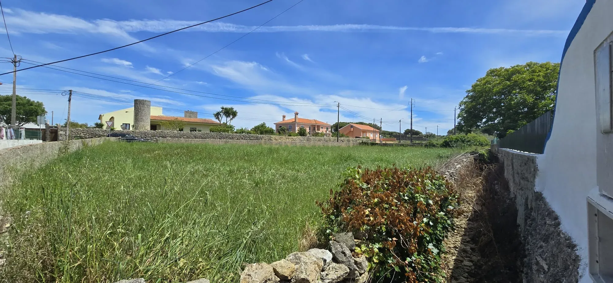 Fotografia 4 de Terreno com Projeto Aprovado para moradia isolada em Sintra - S. João das Lampas - Lisboa