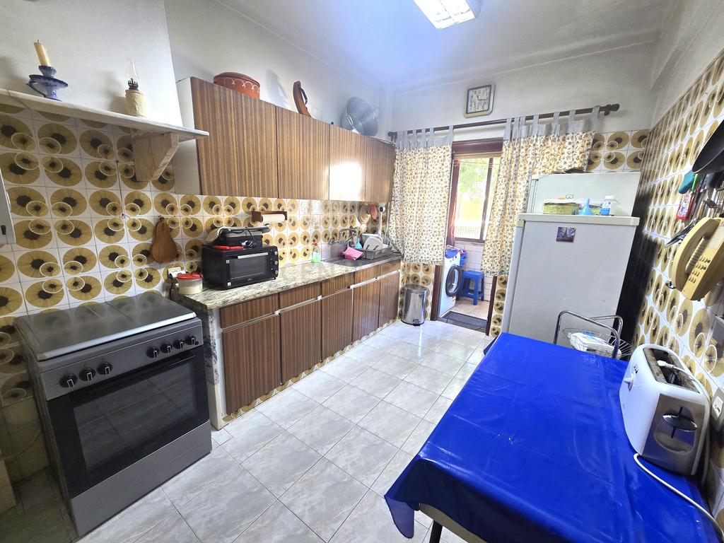 Apartamento T3 com varandas e arrecadação - Image 17