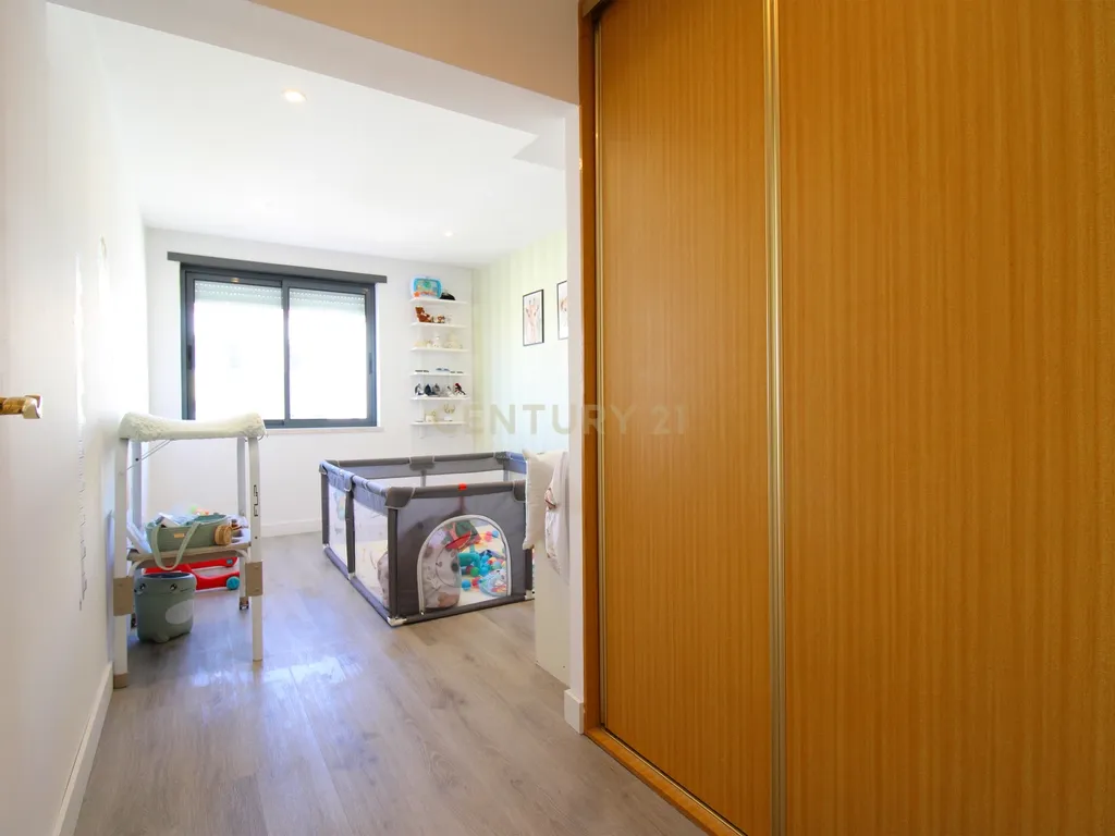 Excelente apartamento T3 com garagem - Afonsoeiro - - Image 23