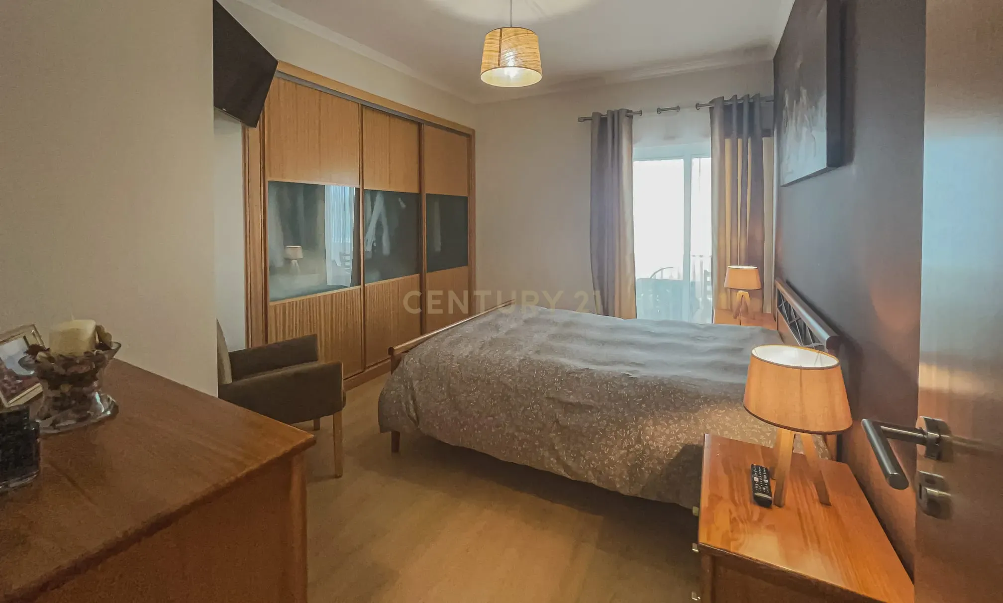 Fotografia 9 de Apartamento T2 com Excelentes Áreas e Varanda Ampla na Quinta dos Arcos, Armação de Pera