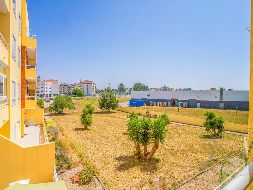 Apartamento T3 com garagem - Cidade Nova, Caldas da Rainha - Image 26