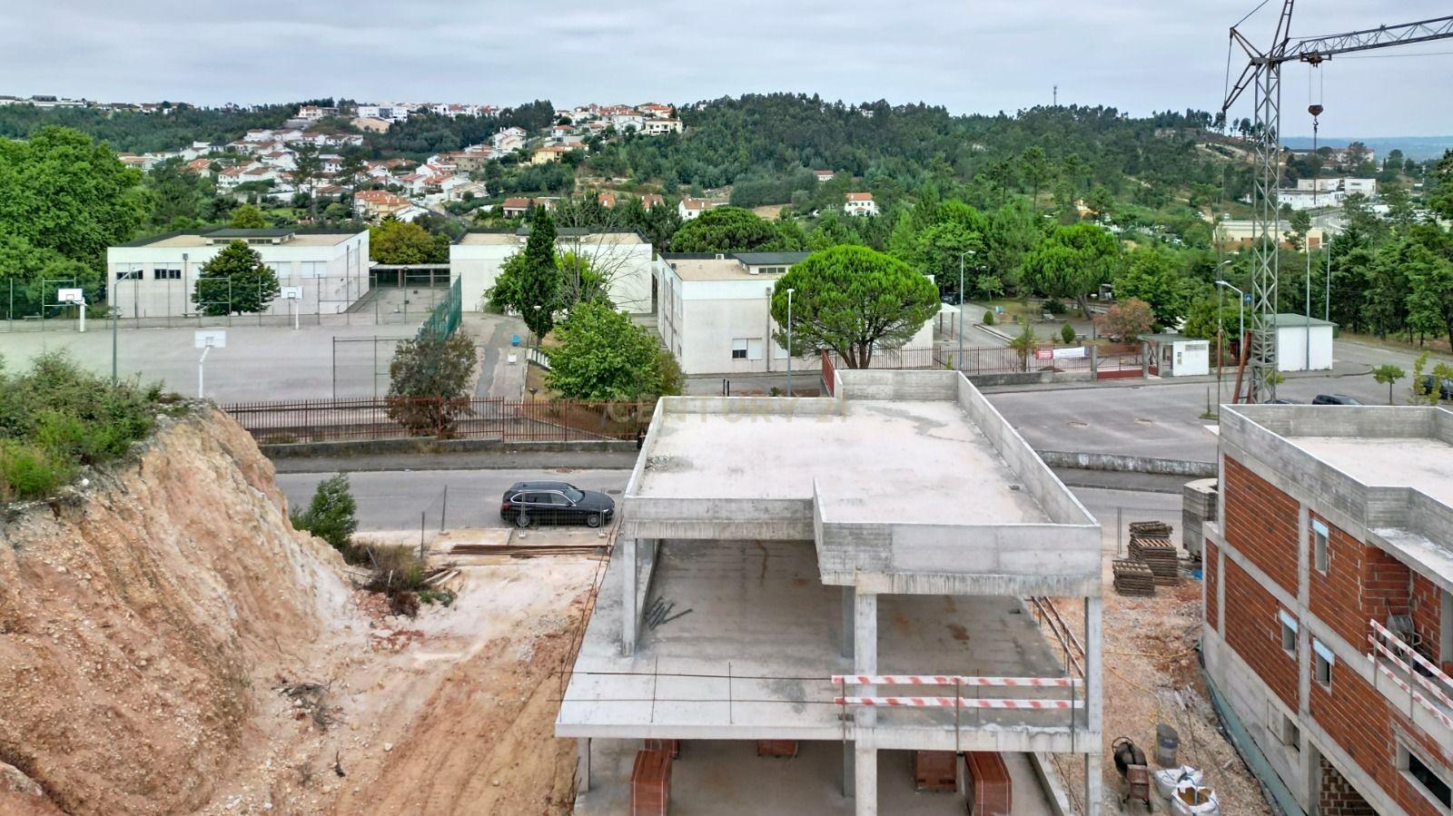 Fotografia 3 de Moradia Nova com 4 Quartos
