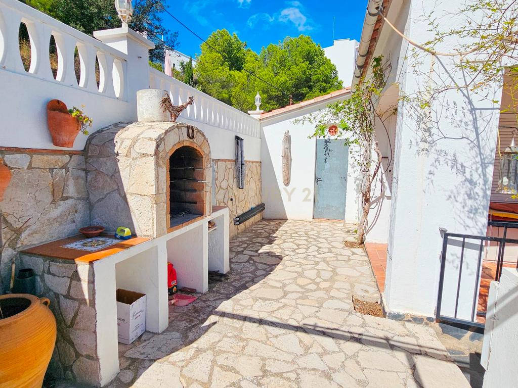 Cobertura com terraço, jardim e piscina privada com vista para o mar em Llançà - Image 13