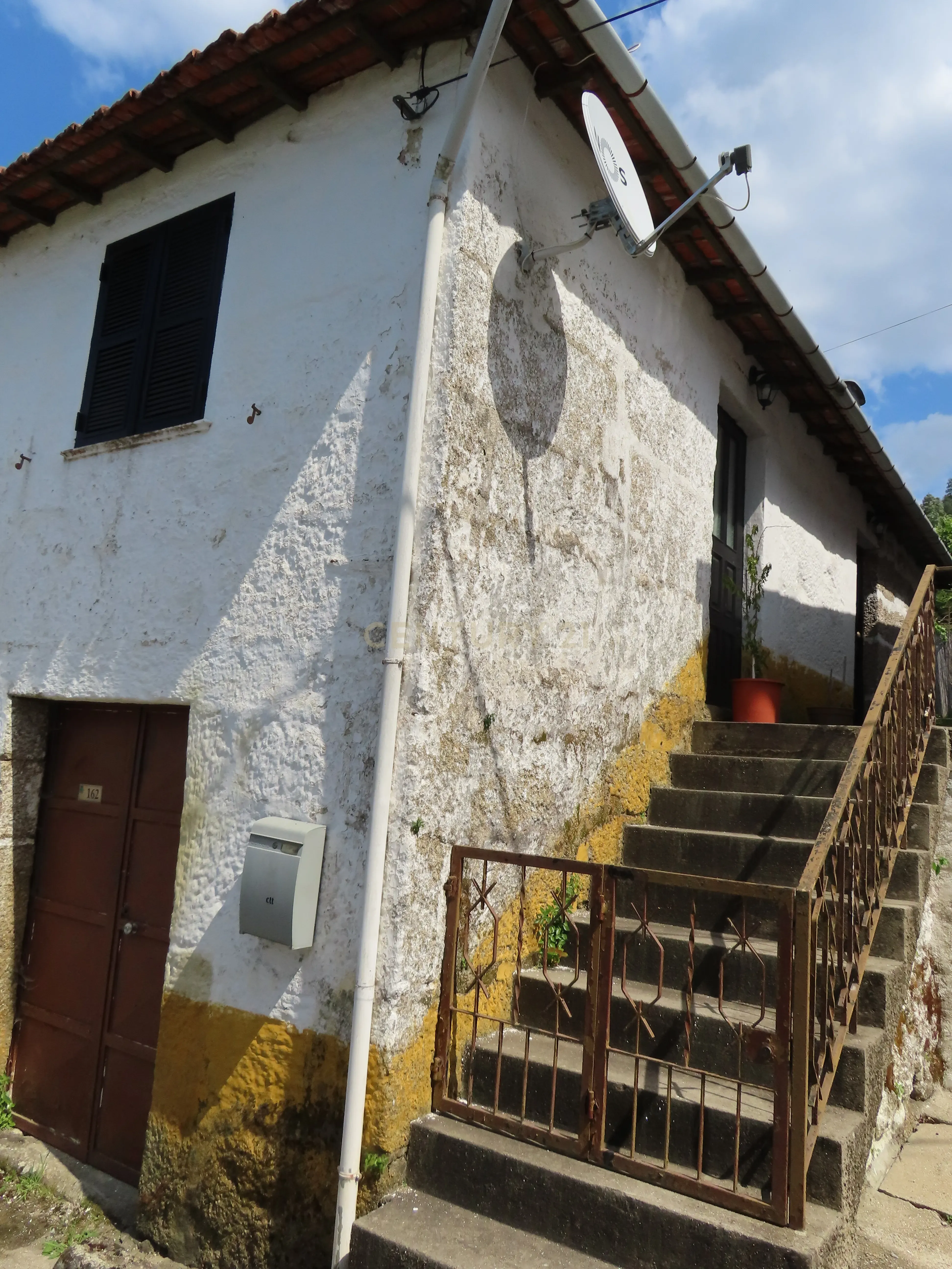 Fotografia 12 de Moradia T2 em Travanca, Cinfães – Ideal para Habitação ou Férias