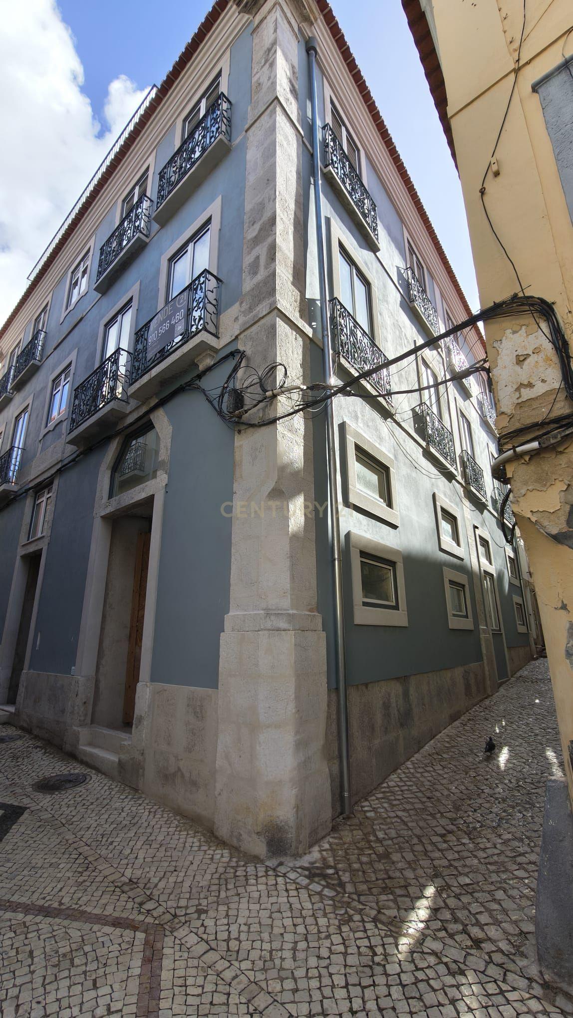 Fotografia 4 de Prédio com 7 frações junto Avenida Luísa Todi, Setúbal