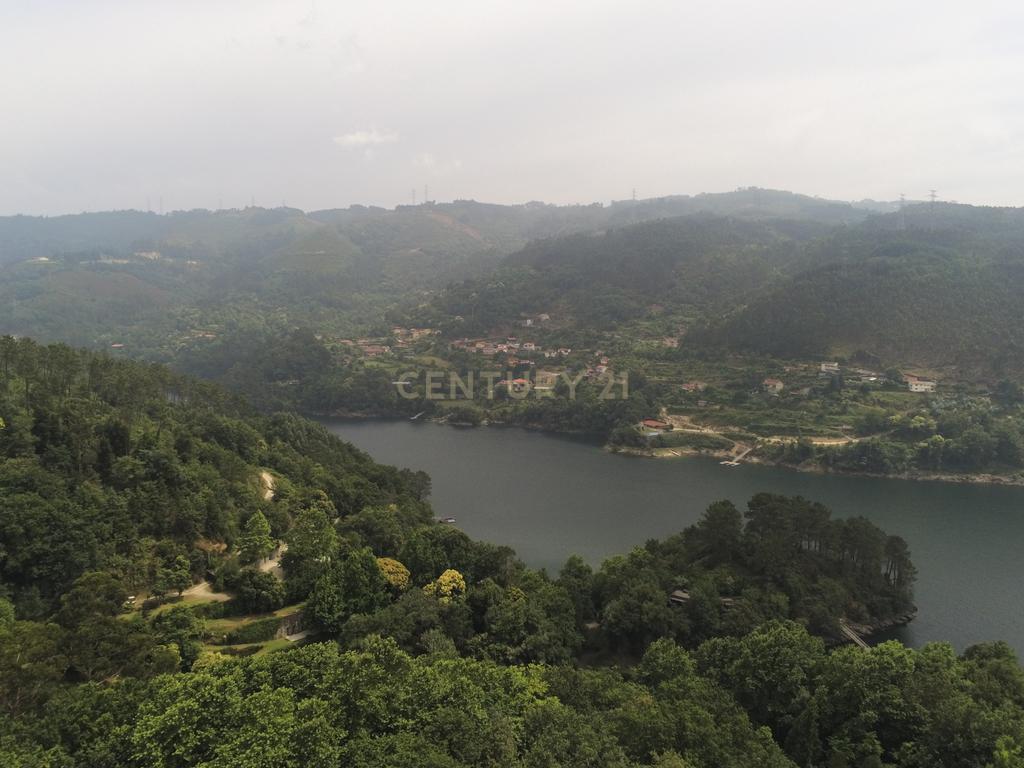  Moradia Térrea com Piscina | Braga - Gerês - Image 55