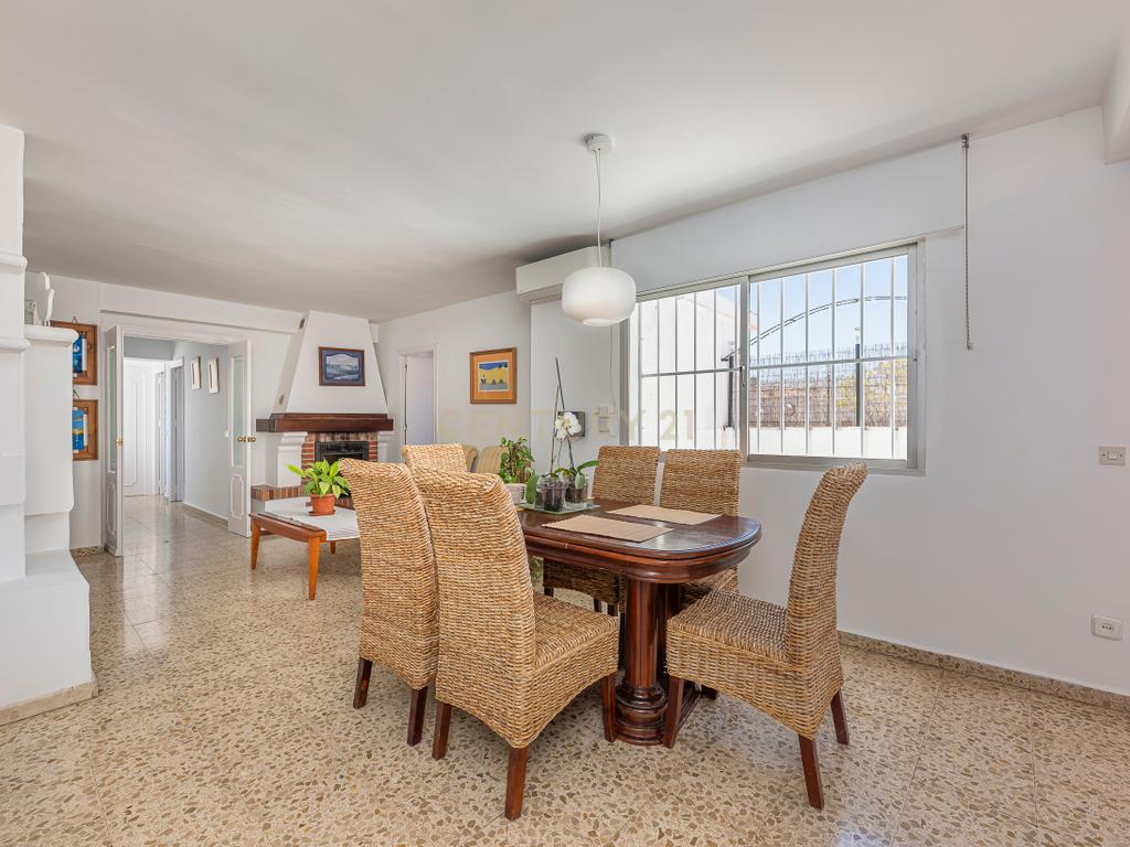 Penthouse brilhante com telhado no coração de San Pedro de Alcantara, Marbella. - Image 28
