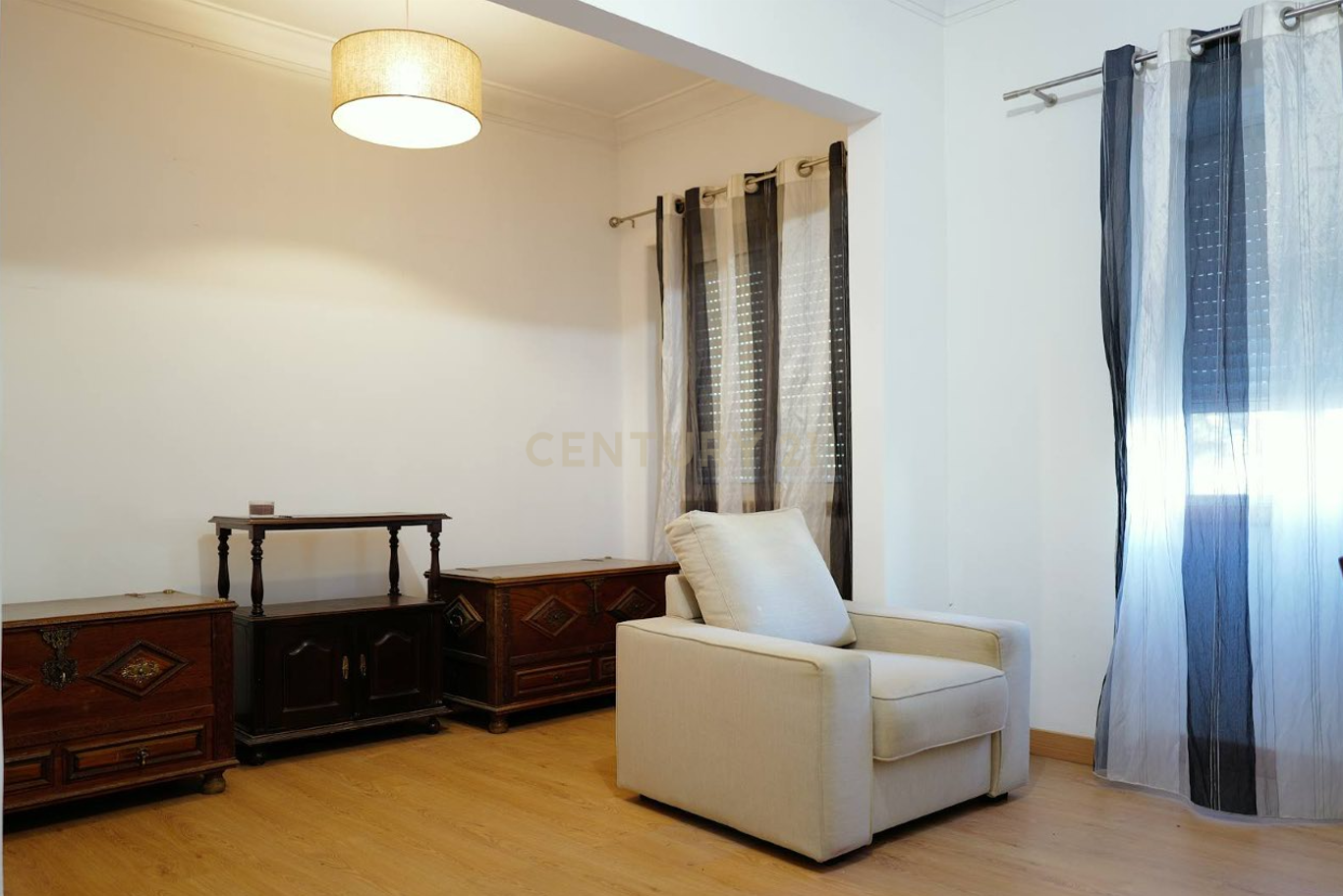 Apartamento T1 à venda em Venteira, Amadora — foto 2