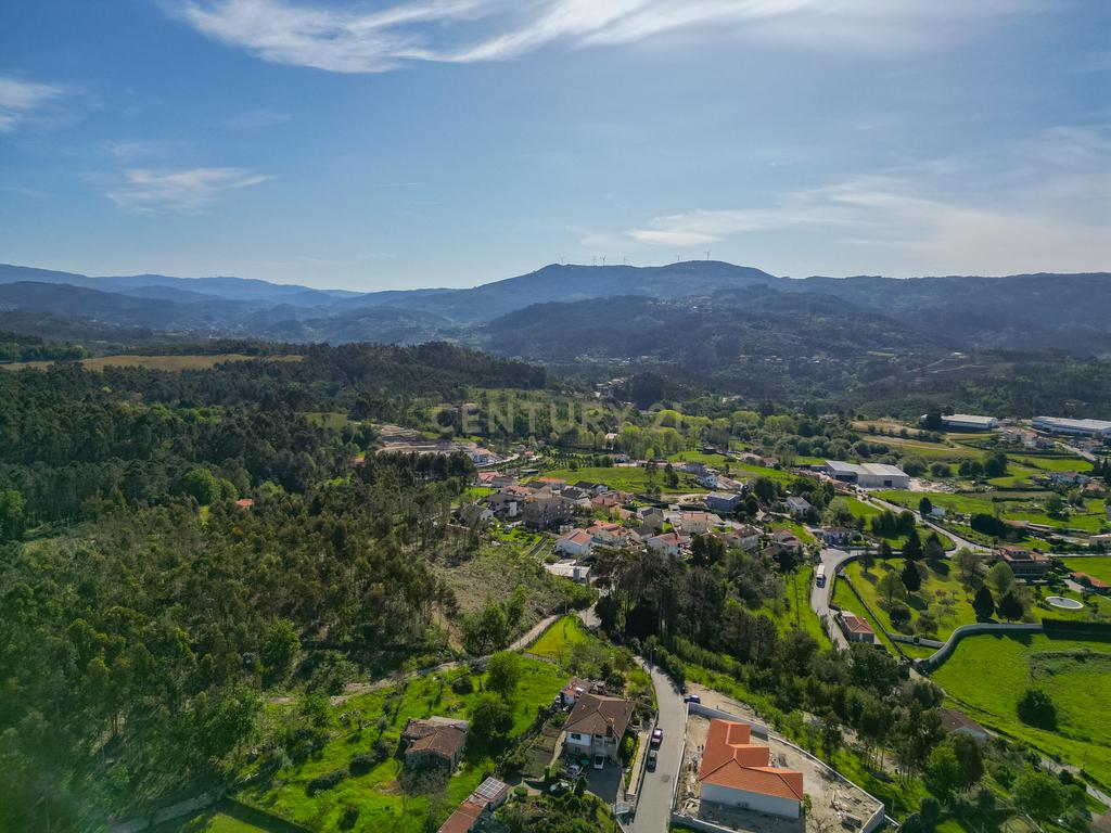 🌿 Quinta Rústica com 15.075 m² | Para Recuperar | Póvoa de Lanhoso, Braga - Image 12