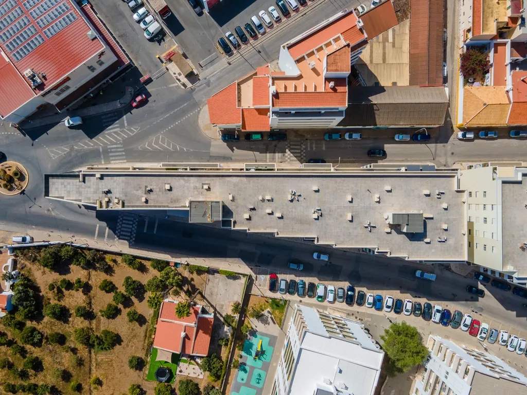 Excelente T3 em Lagoa | Localização Privilegiada perto de Tudo - Image 38