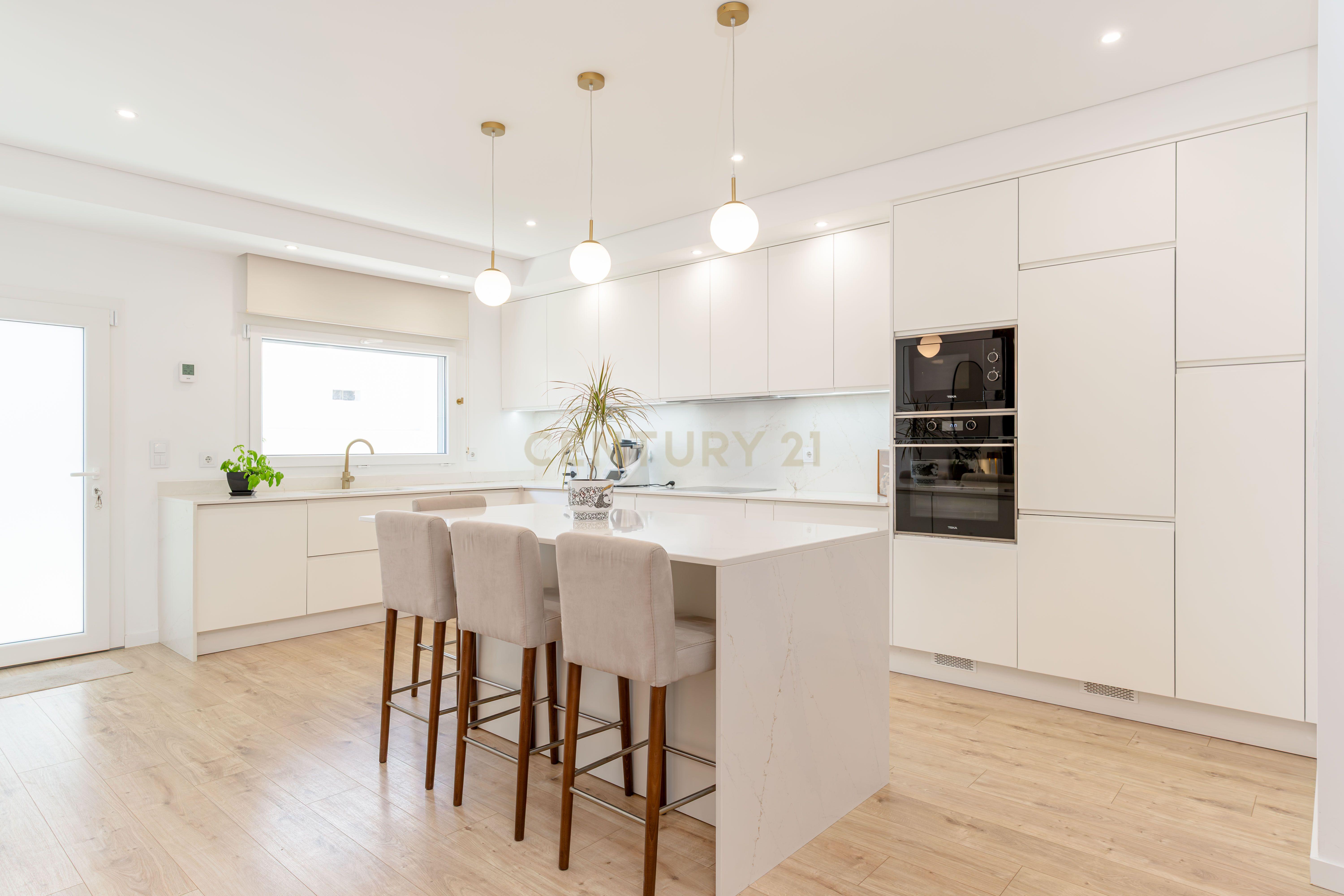 Fotografia 11 de Moradia T4 Térrea de excelência com piscina e casa independente de 50m2 | Quinta da Marquesa