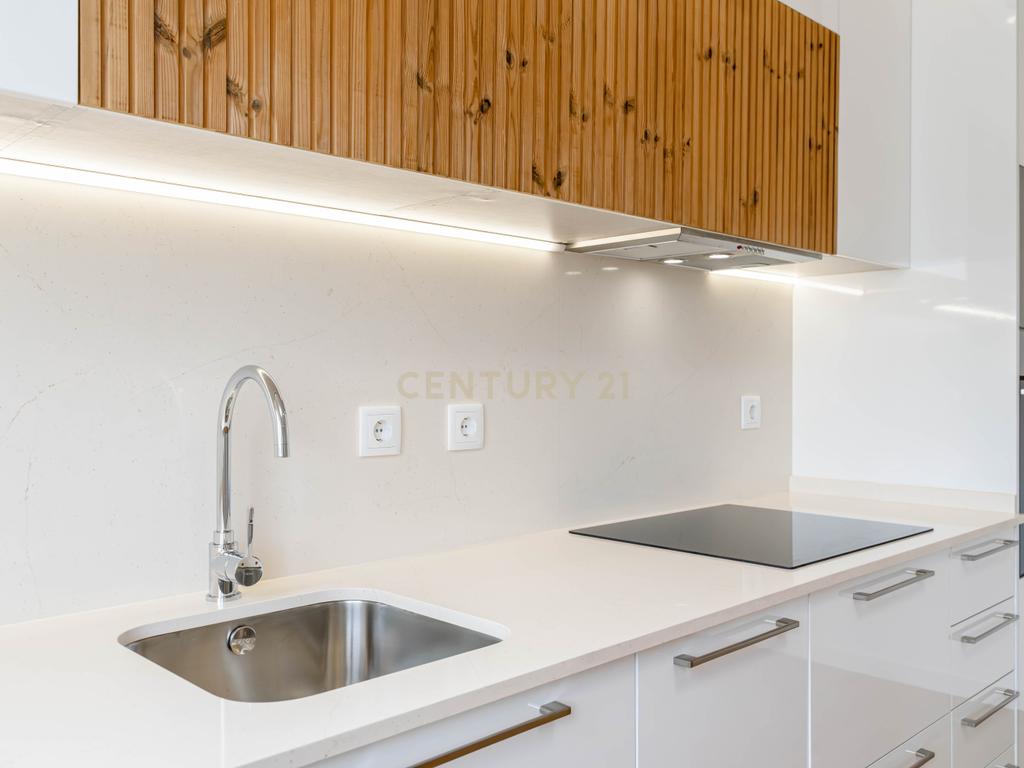 Apartamento T1 Renovado na Costa da Caparica – Conforto, Estilo e Excelente Localização - Image 11