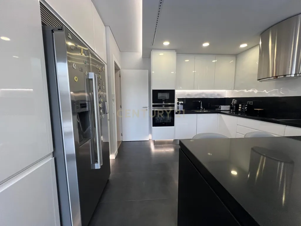 Apartamento Exclusivo T4+1 na prestigiada Quinta da Oliveira - Caldas da Rainha - Image 54