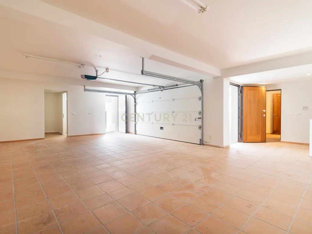Moradia T3 com piscina em Cascais - Image 25