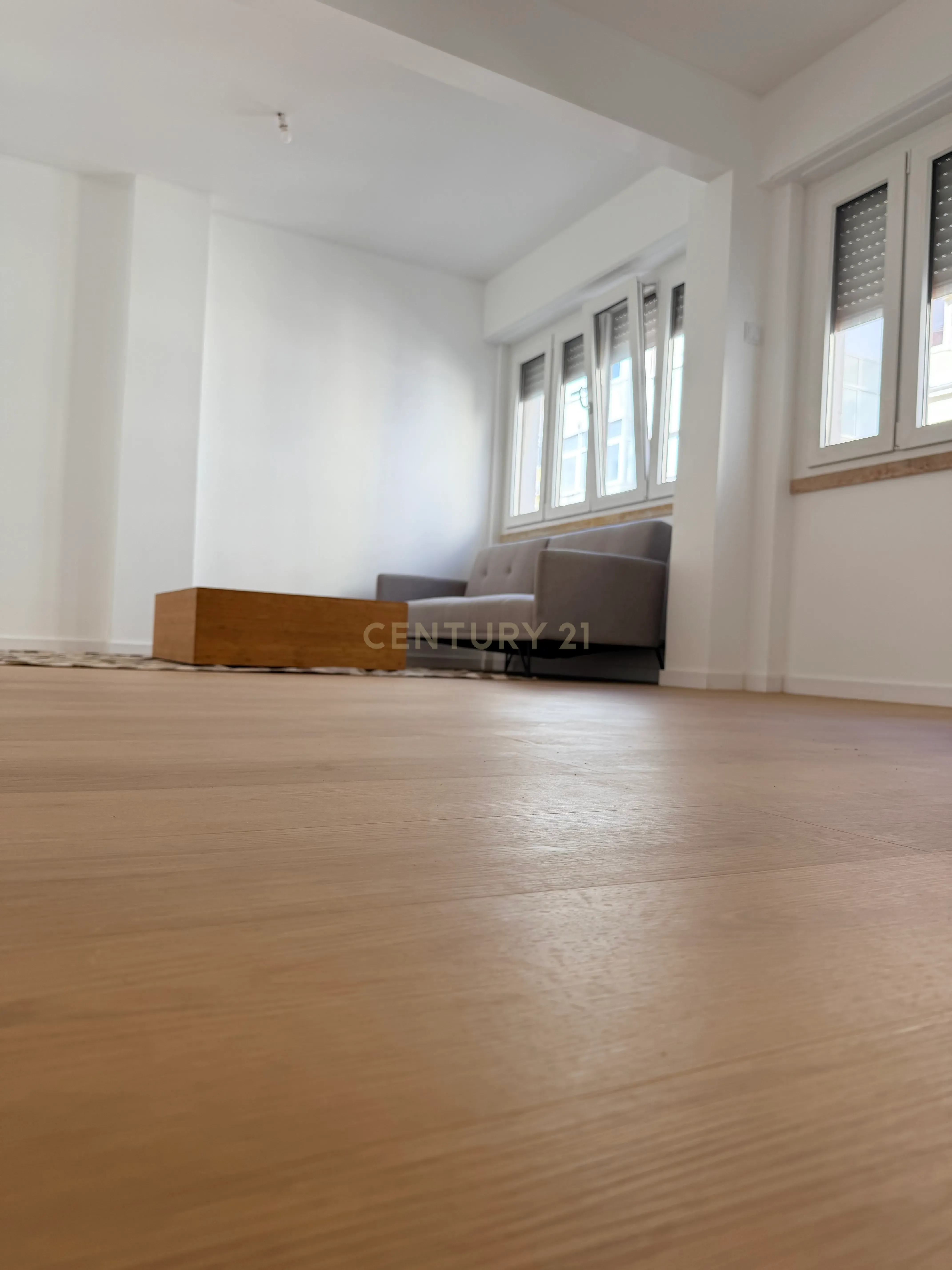 Fotografia 4 de Apartamento  T2 renovado em Lisboa com varanda