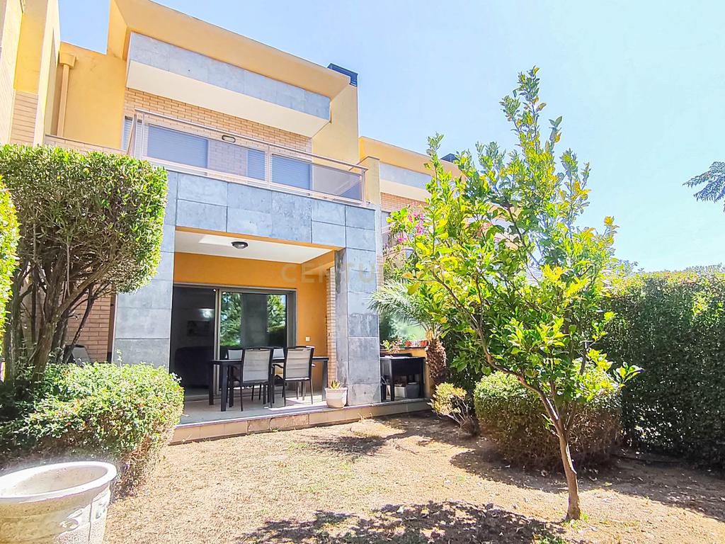 7 KM DAS PRAIAS DE ALBUFEIRA V3 COM JARDIM PRIVADO E PISCINA COMUM, GARAGEM EM BOX - Image 35