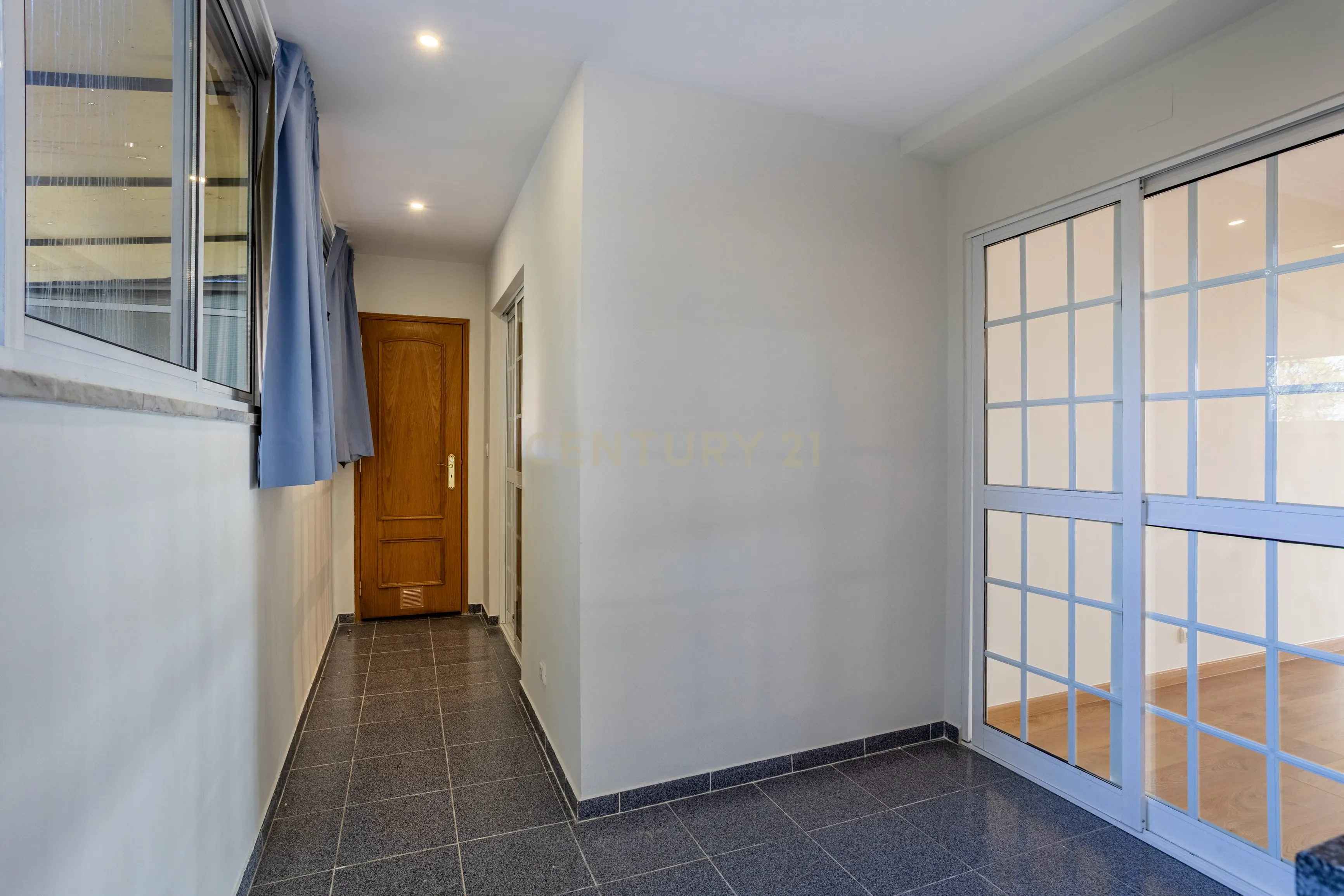 Apartamento T2 para arrendar com Vista Rio - Lisboa - Image 10