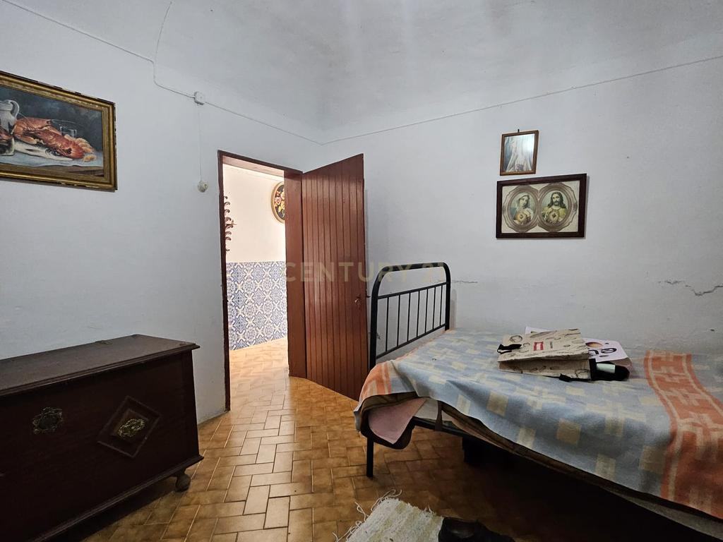 Moradia T2 + 1 com Quintal, Garagem e Anexo Sabugueiro, Arraiolos - Image 12