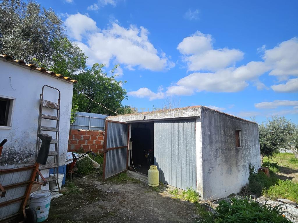 Moradia T2 + 1 com Quintal, Garagem e Anexo Sabugueiro, Arraiolos - Image 17