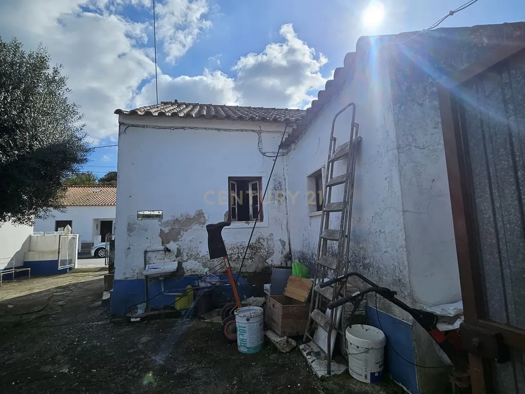 Moradia T2 + 1 com Quintal, Garagem e Anexo Sabugueiro, Arraiolos - Image 22