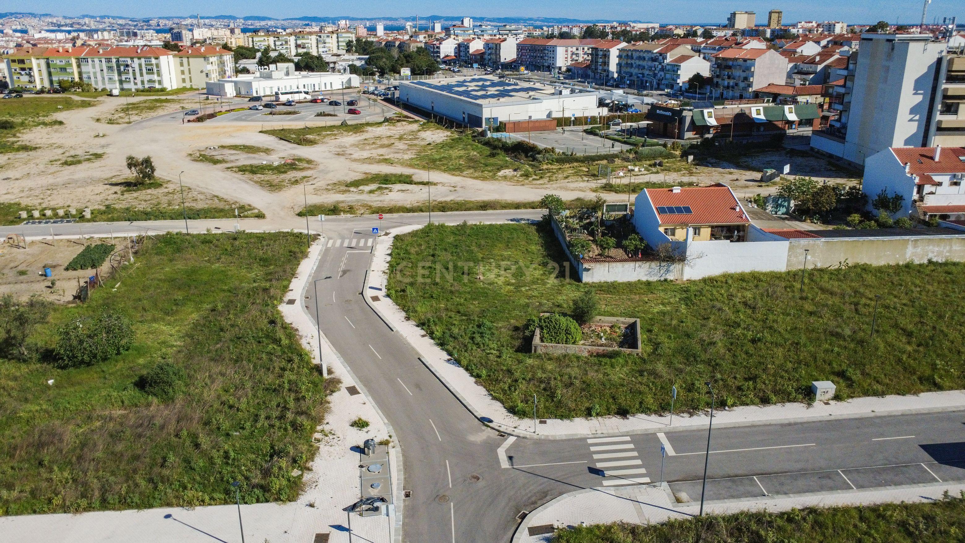 Fotografia 6 de Terreno Urbano em Barreiro