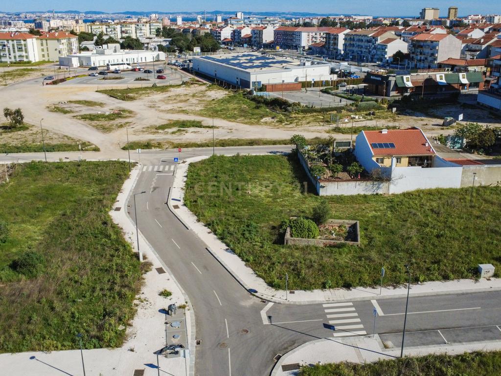 Terreno Urbano em Barreiro - Image 6
