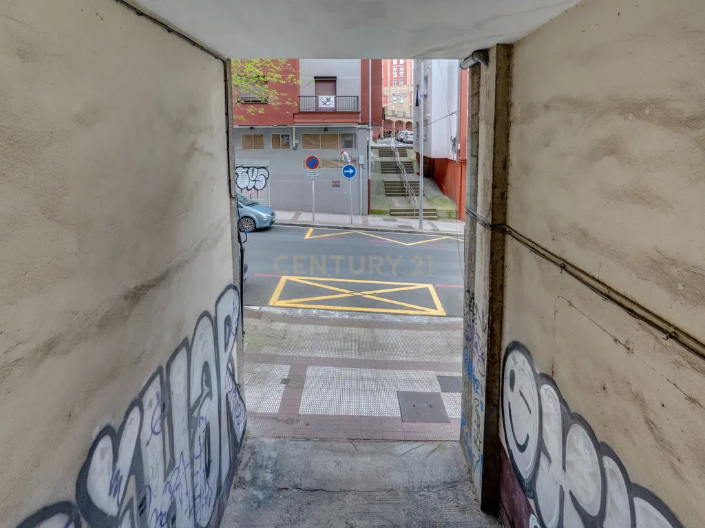 - Image 23