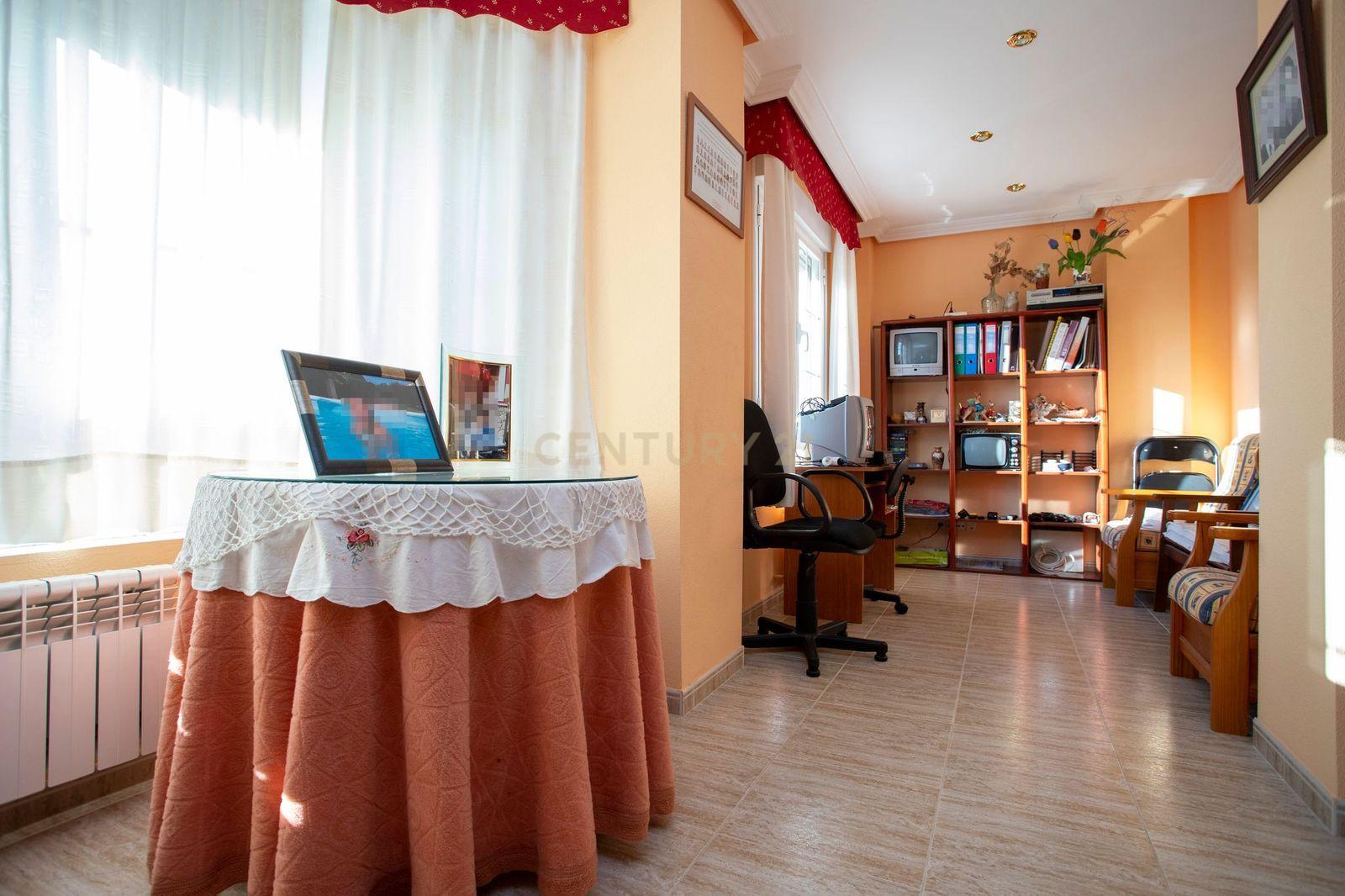 undefined - Image 40