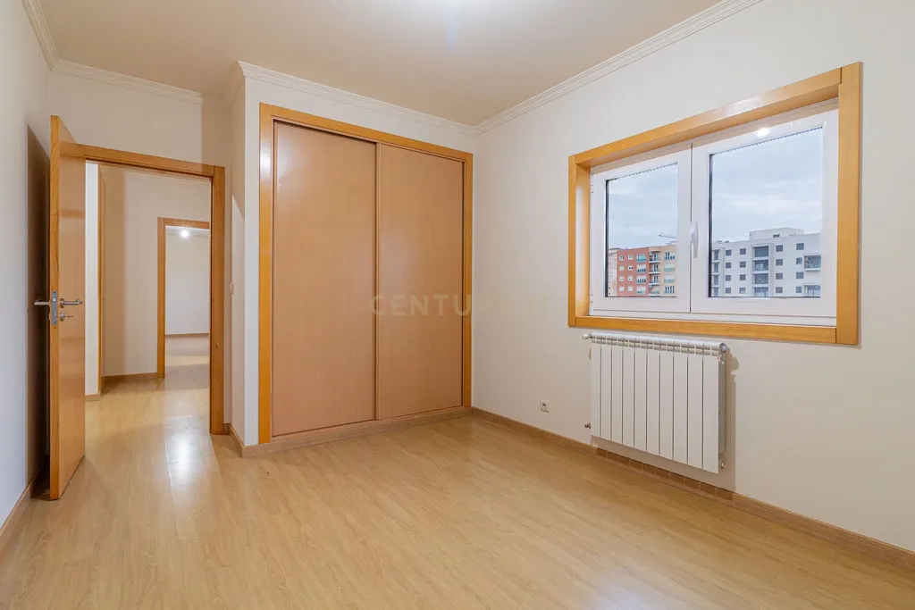 Duplex T3 em Bragança - Image 19