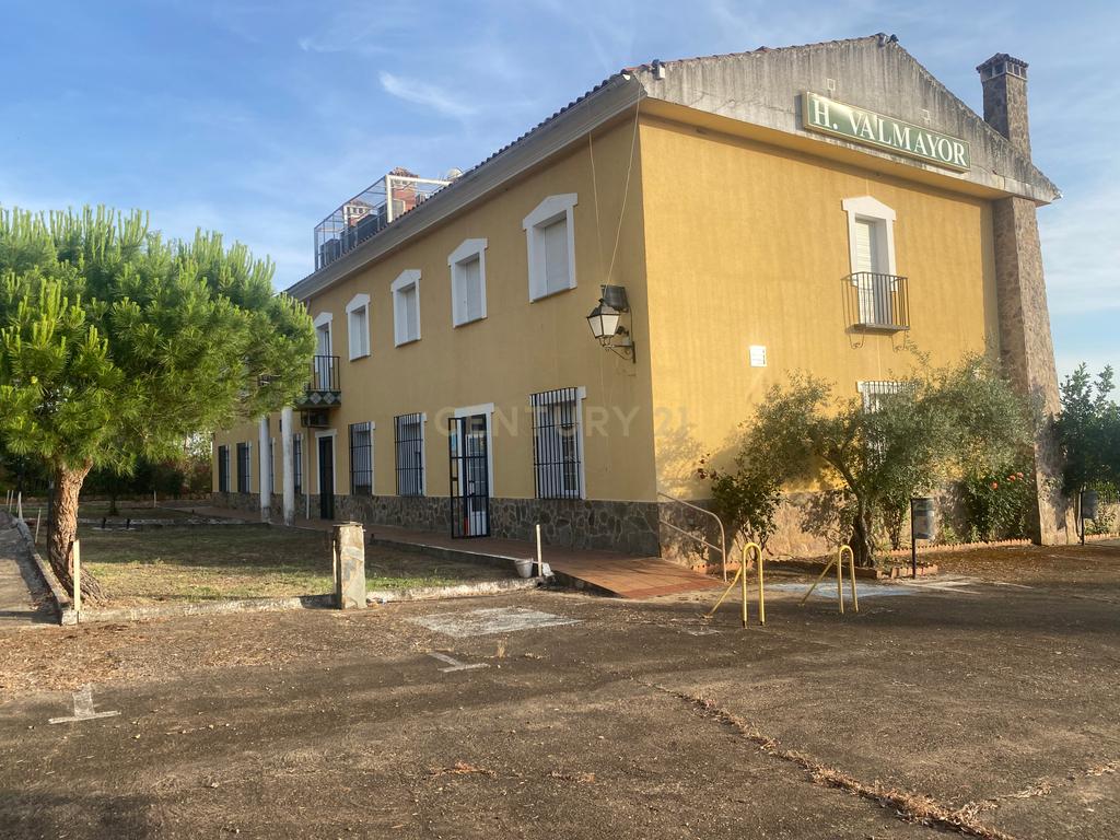 undefined - Image 4