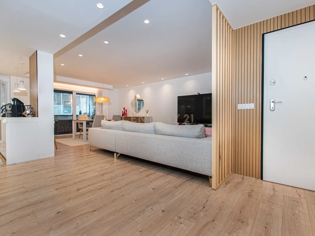 Apartamento T4 com Terraço e Box para 2 Viaturas | Jardim da Amoreira | Odivelas - Image 1