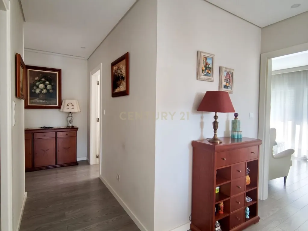 Apartamento T2 na Urbanização Solvillas, Odivelas – Espaço, Luz e Conforto - Image 17