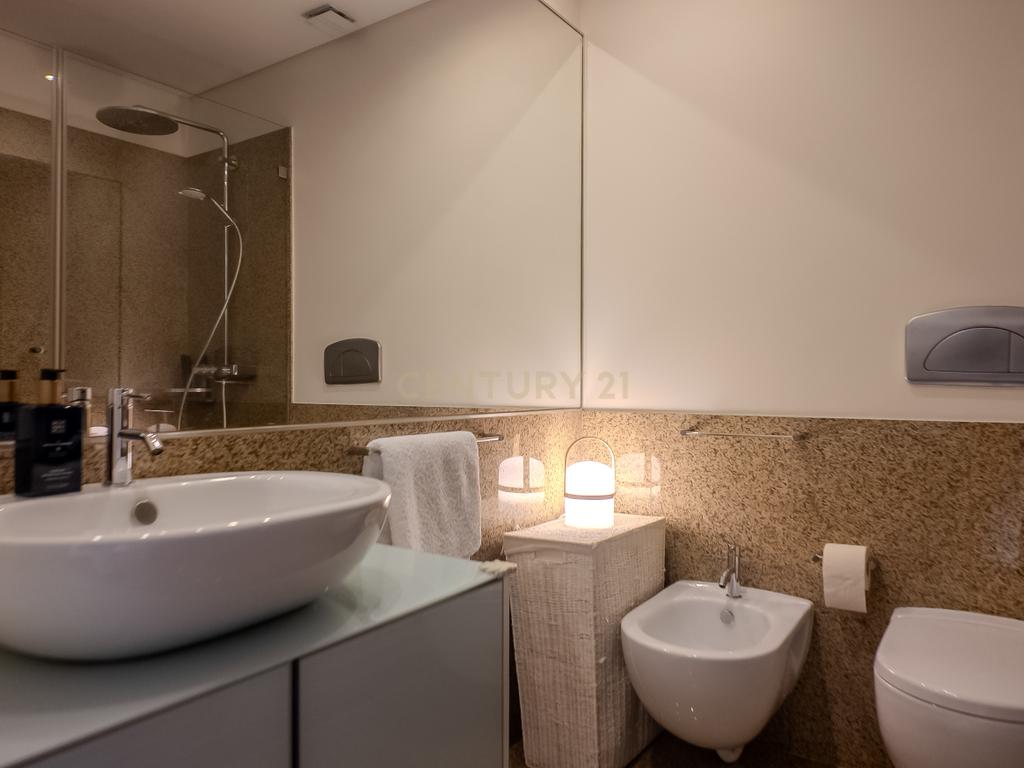 Apartamento T3 com Terraço, Varanda, Garagem | Último andar em Paranhos, Porto - Image 18