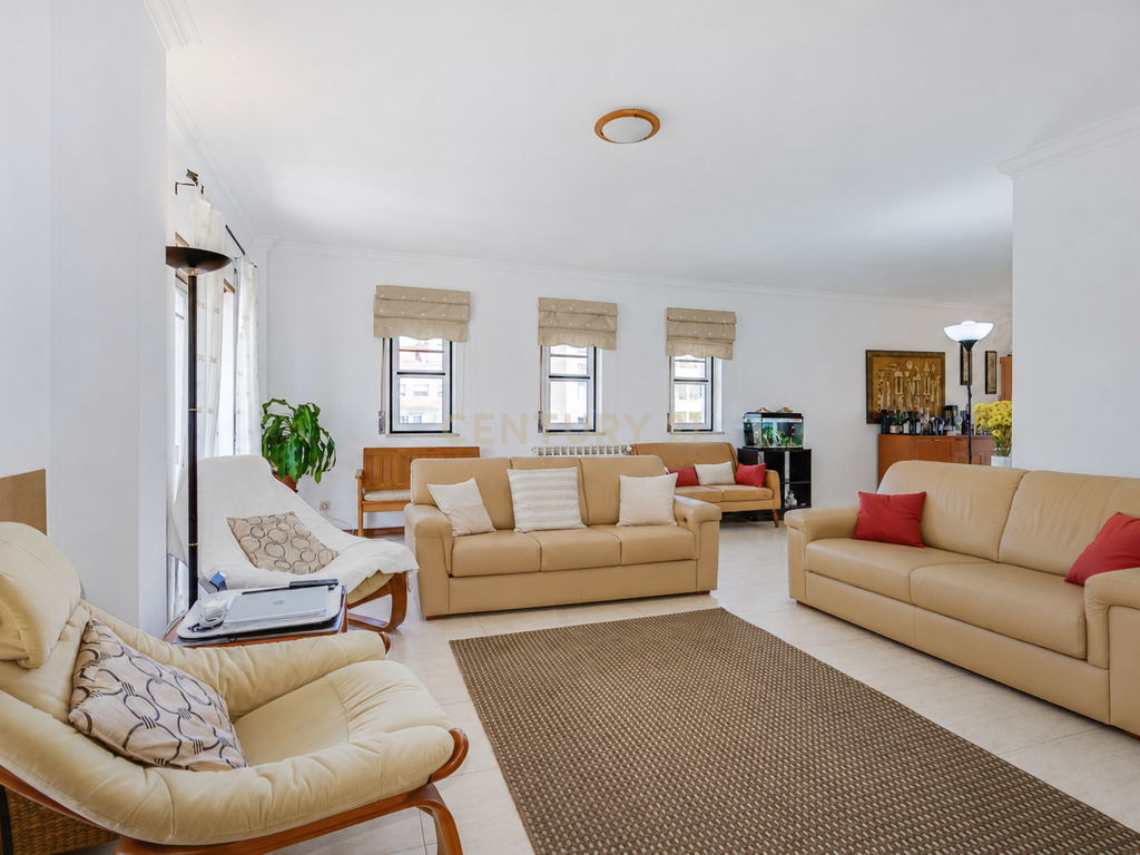 Apartamento T4 | Para Venda | Jardins da Aguilha – São Domingos de Rana | 3º Andar com elevador| 190m² | Garagem | Cascais - Image 10