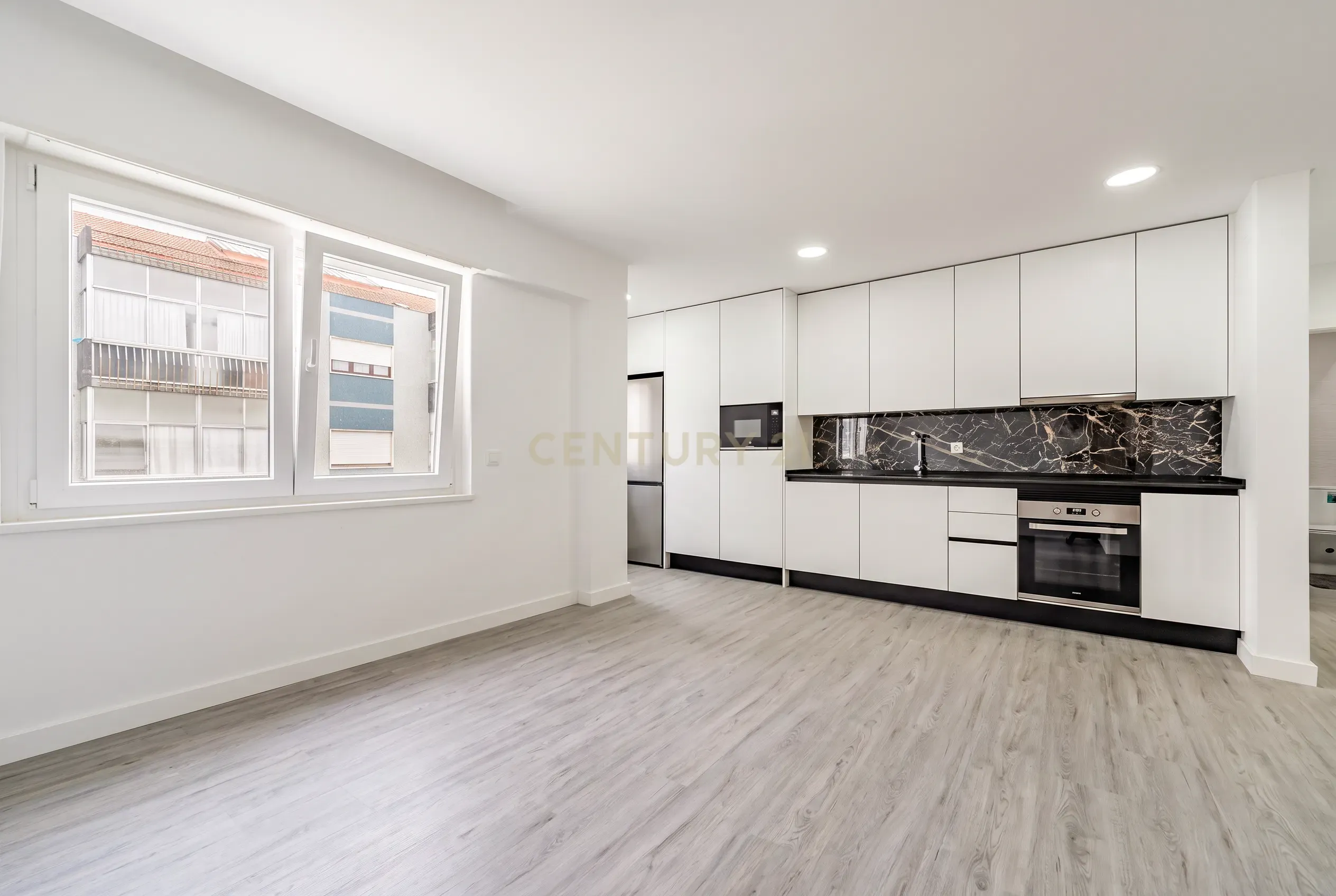 Fotografia 5 de Apartamento T1 Como Novo, em Corroios