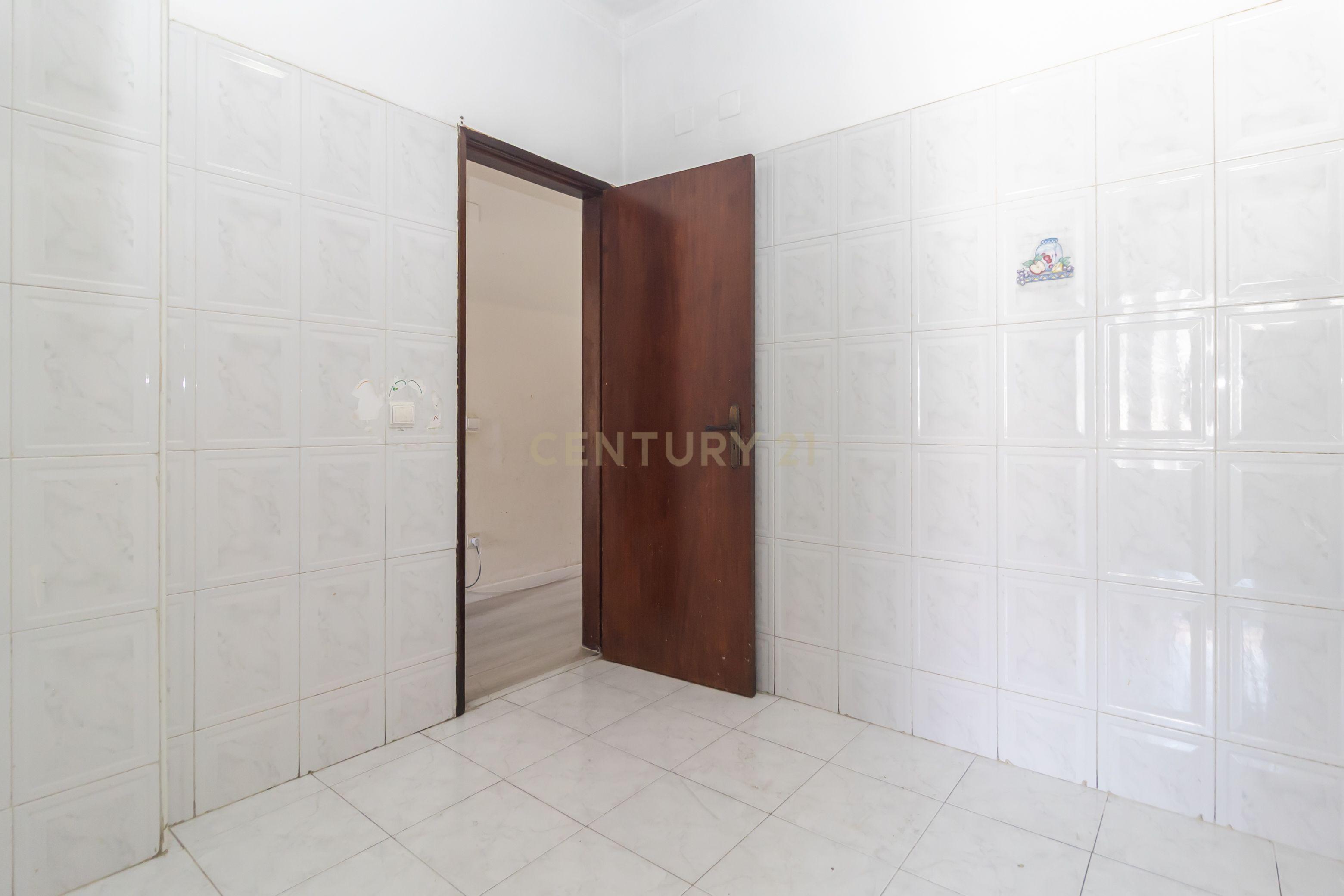 Fotografia 6 de Apartamento de 4 assoalhadas na Amora