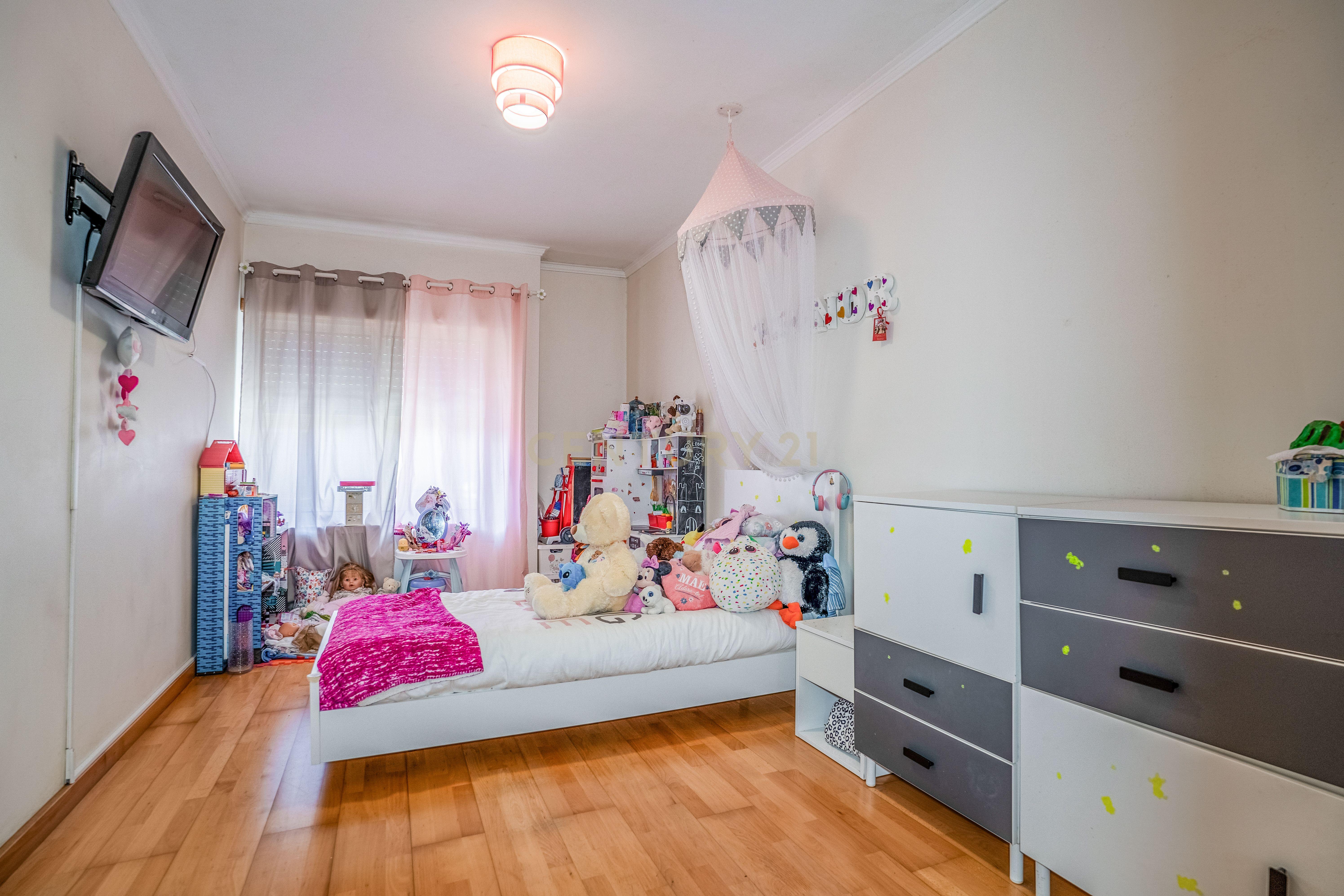 Fotografia 12 de Apartamento T2 à Venda em Caldas da Rainha