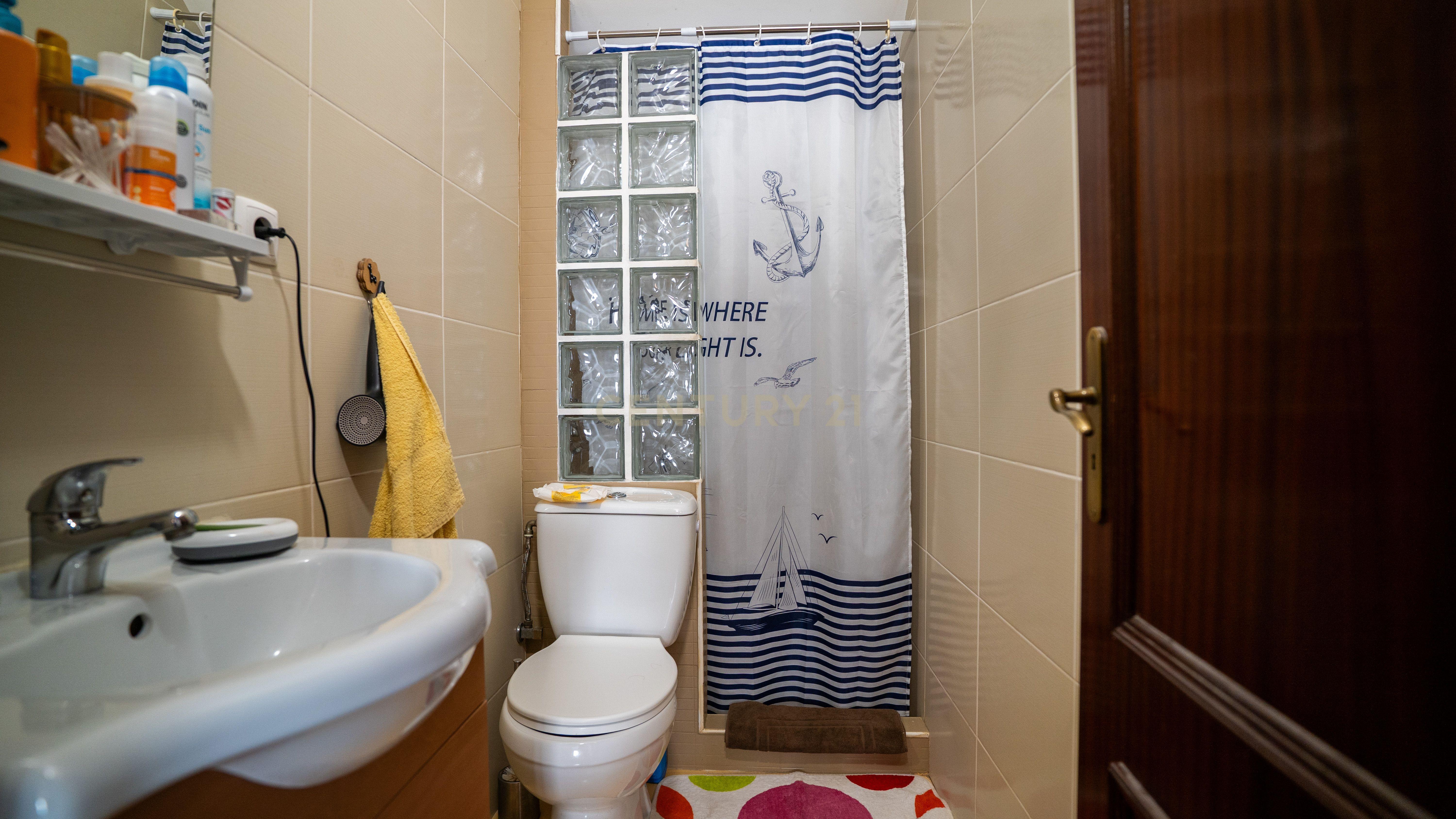 🏡 Moradia T4 Impecável em Olho Marinho – a poucos minutos de Peniche! - Image 16
