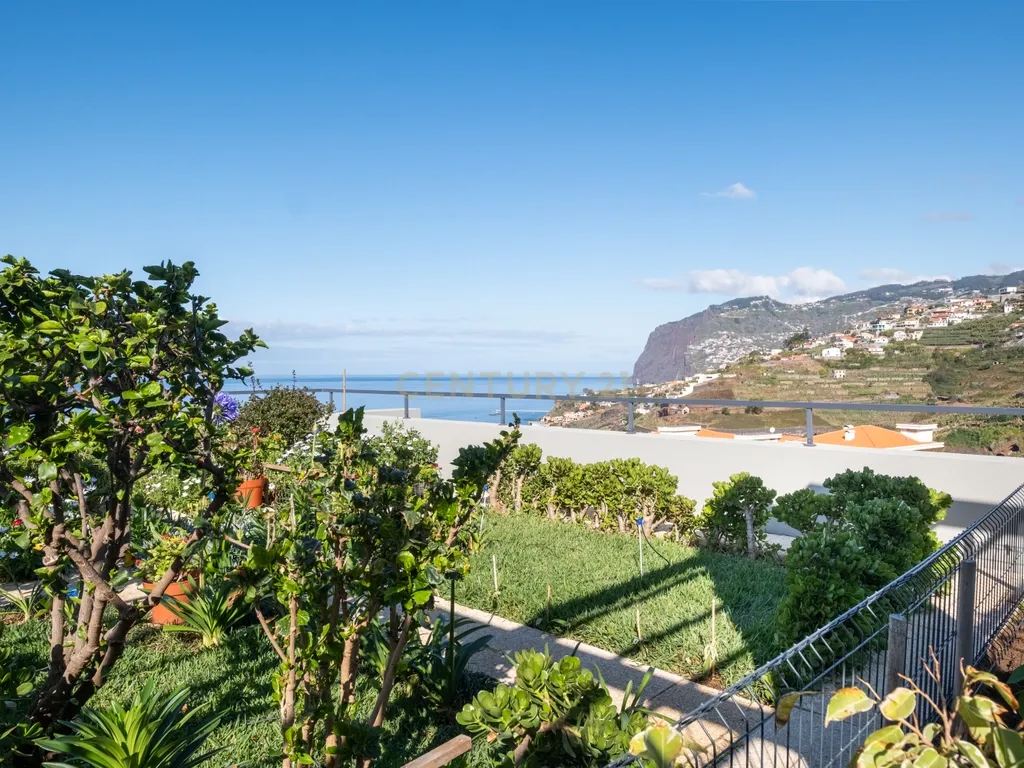 Penthouse com Vista Mar em Funchal, Madeira - Image 8