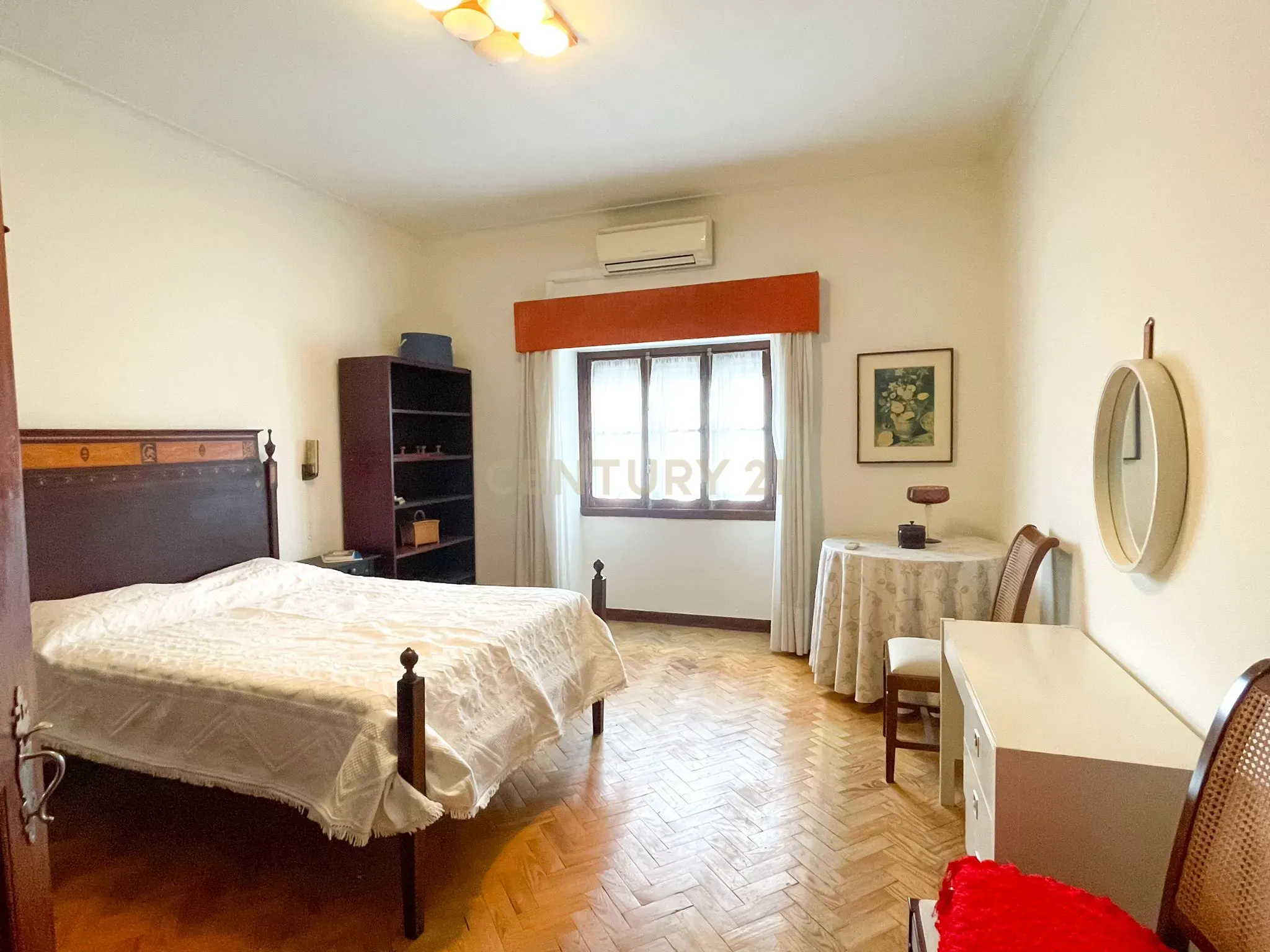 Moradia de arquitetura tradicional - Tortosendo, Covilhã - Image 12