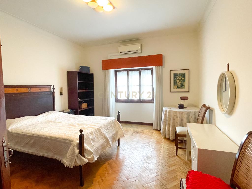 Moradia de arquitetura tradicional - Tortosendo, Covilhã - Image 12