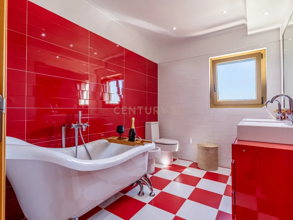 Moradia T4, em Sintra/Assafora, piscina e terreno de 3.720m2 - Image 44
