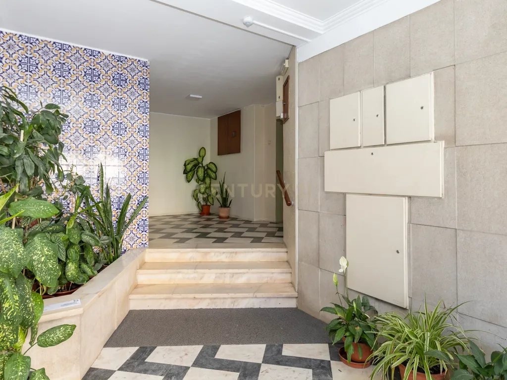 Apartamento 3 Ass. no centro de Setúbal – Av. 22 de Dezembro - Image 5