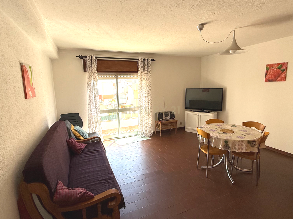 Apartamento cheio de Luz e Próximo da Praia - Image 10