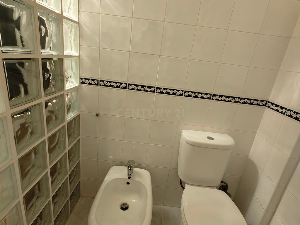Apartamento duplex T3 + 2 em Queluz - Image 35